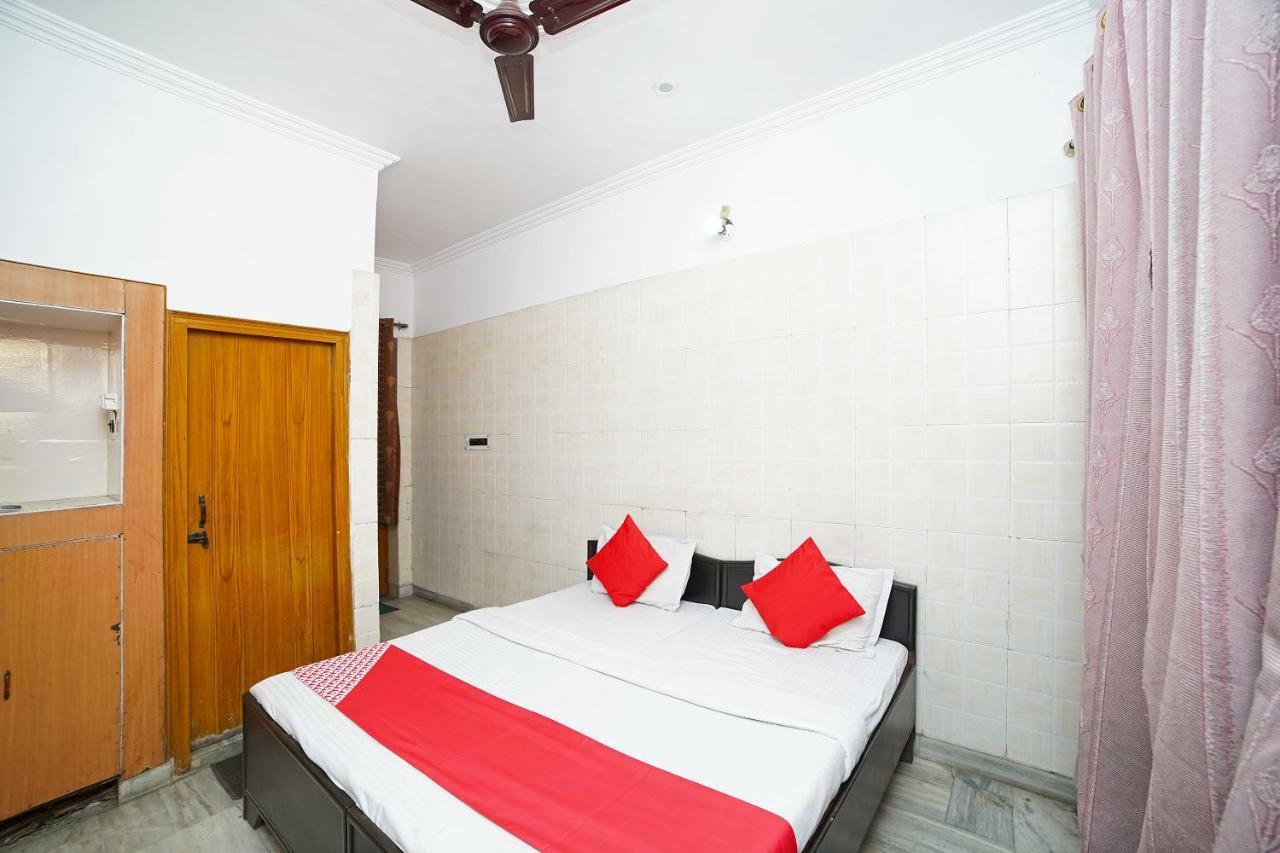 Oyo 39543 Hotel Kk Pantnagar Zewnętrze zdjęcie