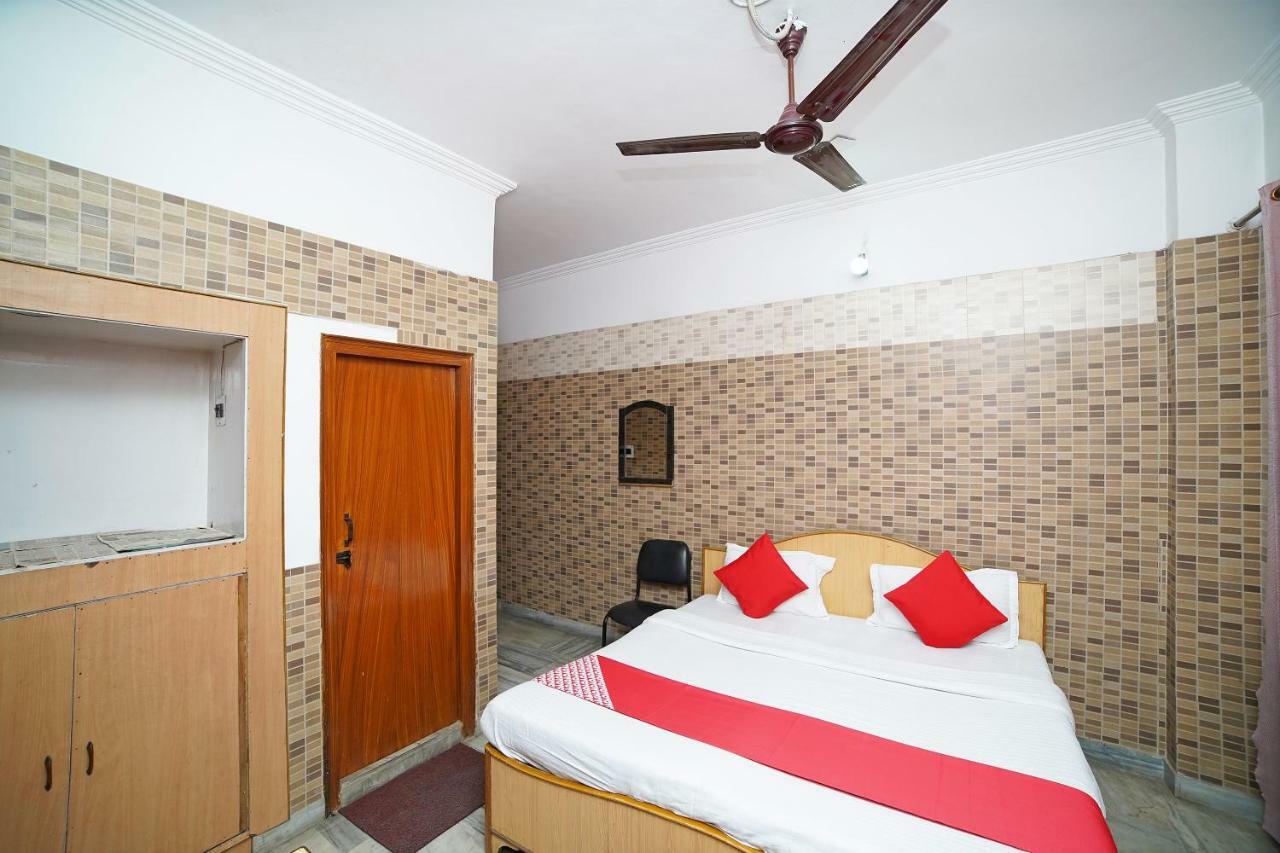 Oyo 39543 Hotel Kk Pantnagar Zewnętrze zdjęcie