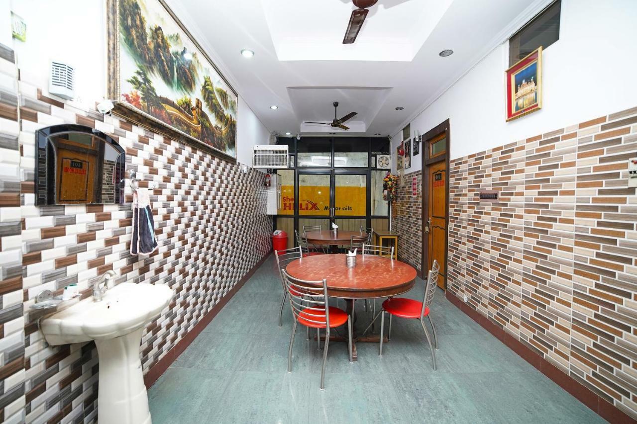 Oyo 39543 Hotel Kk Pantnagar Zewnętrze zdjęcie
